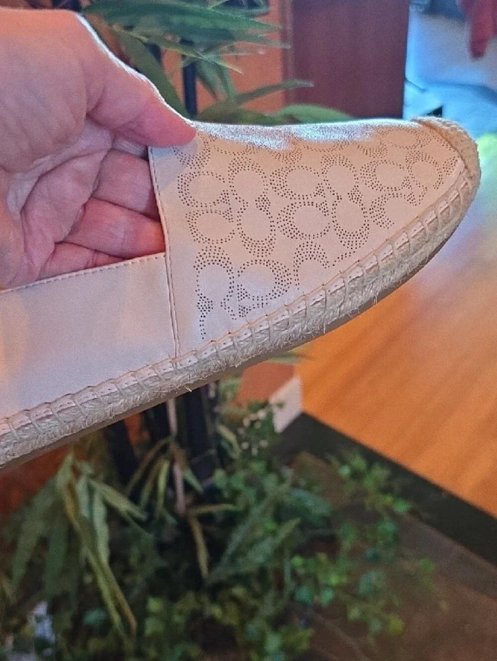 Coach Cream Logo Espadrille Slip-On Flats Size 9